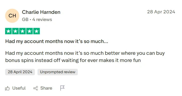 Satisfied customer praising fast payouts and great slot selection at NineWin